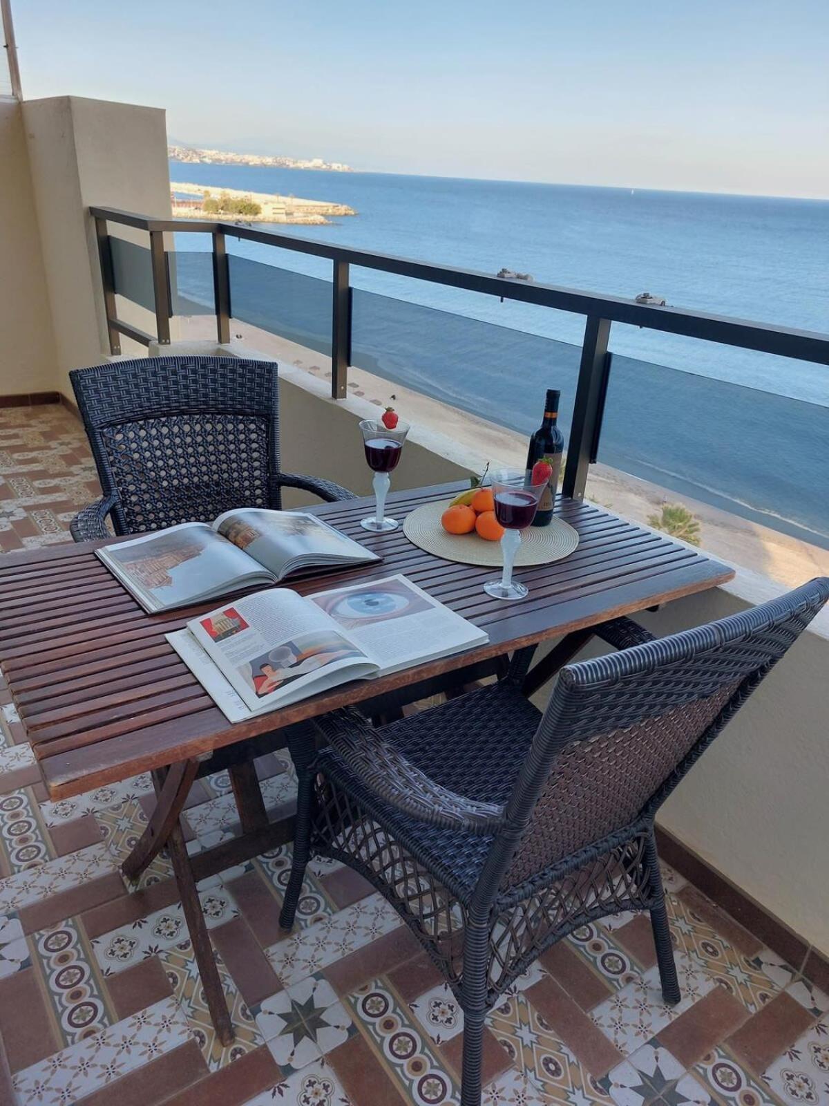 Paseo Del Rey - Fuengirola 2 Bedrooms Oceanfront Apartment Εξωτερικό φωτογραφία